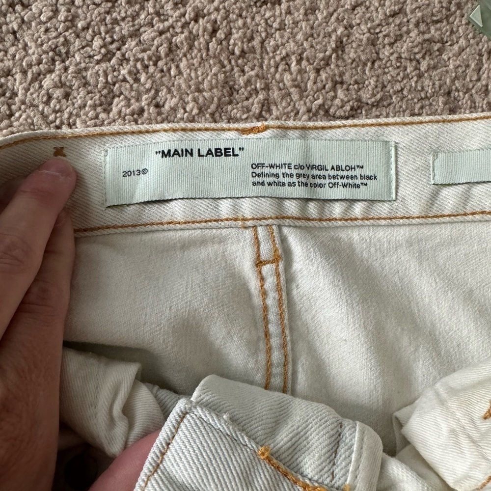 Off White- NWT High Oversized White Ripped Tomboy Jeans - Picture 6 of 7